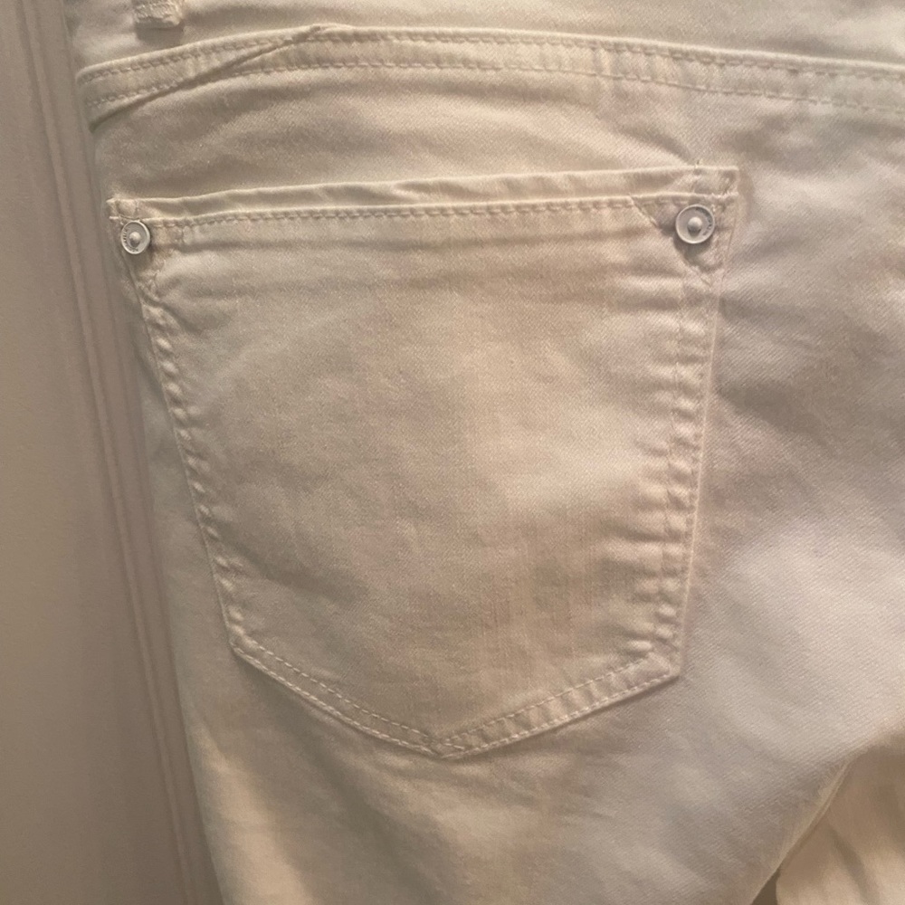 Wit & Wisdom Absolution White Denim Shorts-16 - image 2